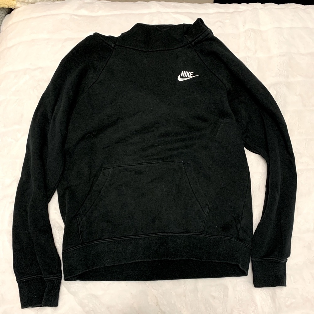 black nike hoodie